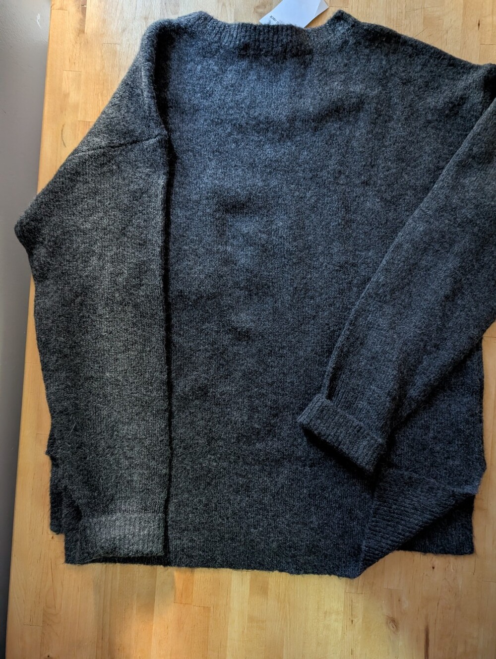 Sanctuary Gray Fuzzy Knit Pocket Sweater L NWT - Picture 5 of 5